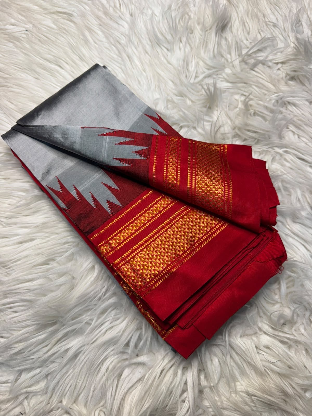 Pure Silk Ilkal-Style Kasuti Saree