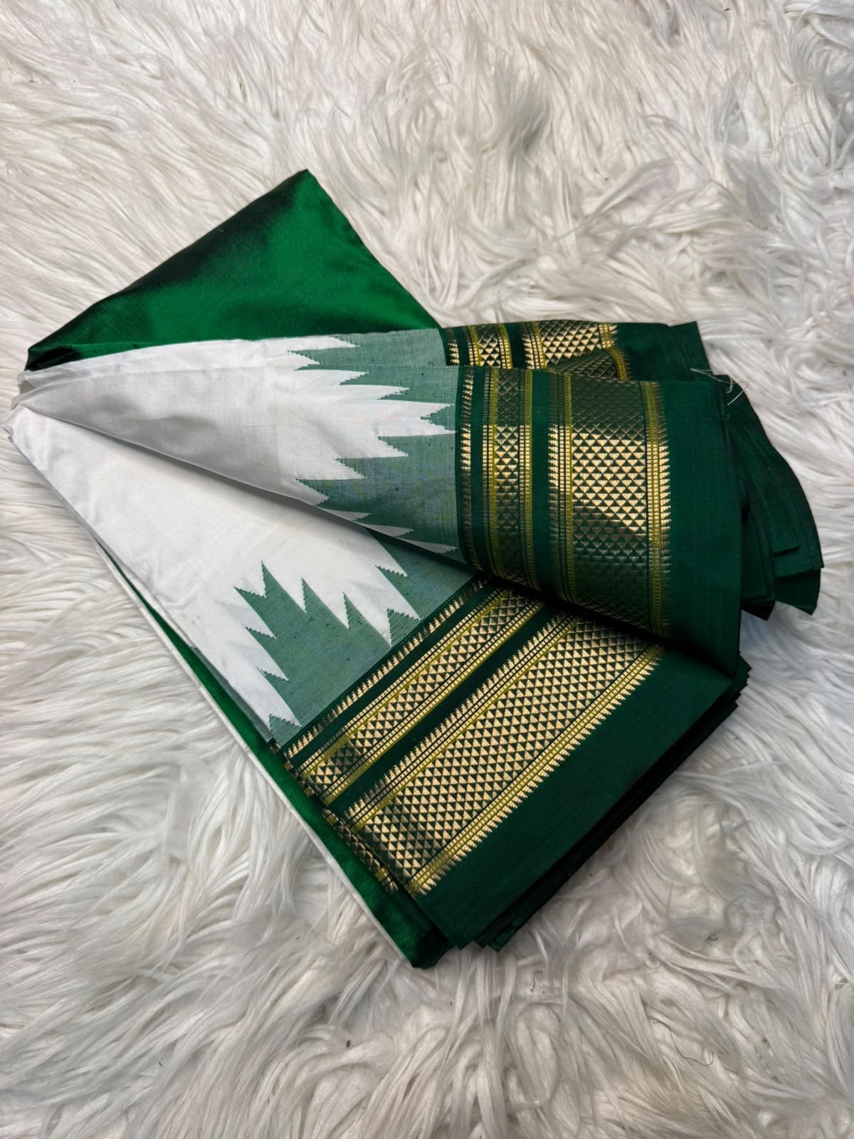 Pure Silk Ilkal-Style Kasuti Saree