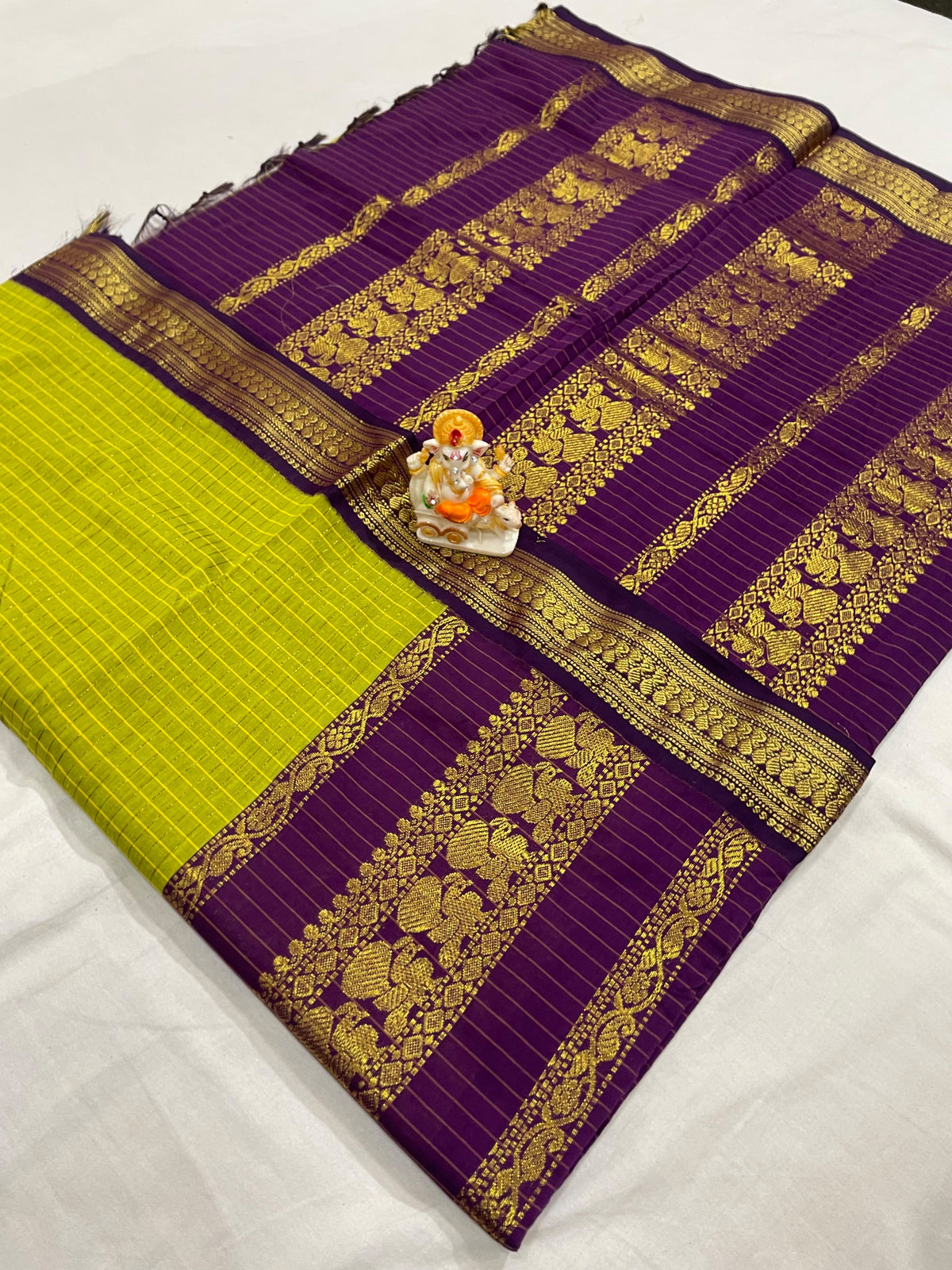 Kalyani Cotton Checks Saree with Rich Contrast Pallu and Traditional Butta Border