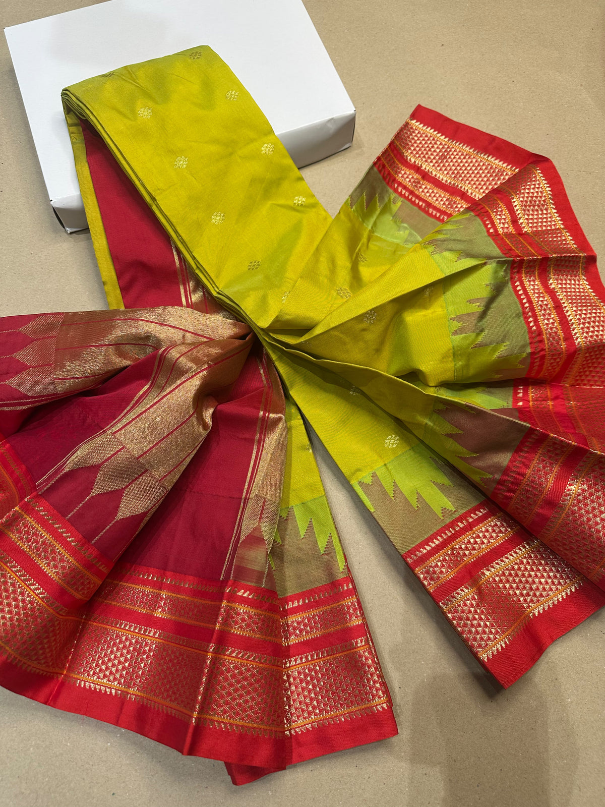 Ilkal Temple Butta Saree with Chikki Paras Border & Silk Tope Zari Pallu