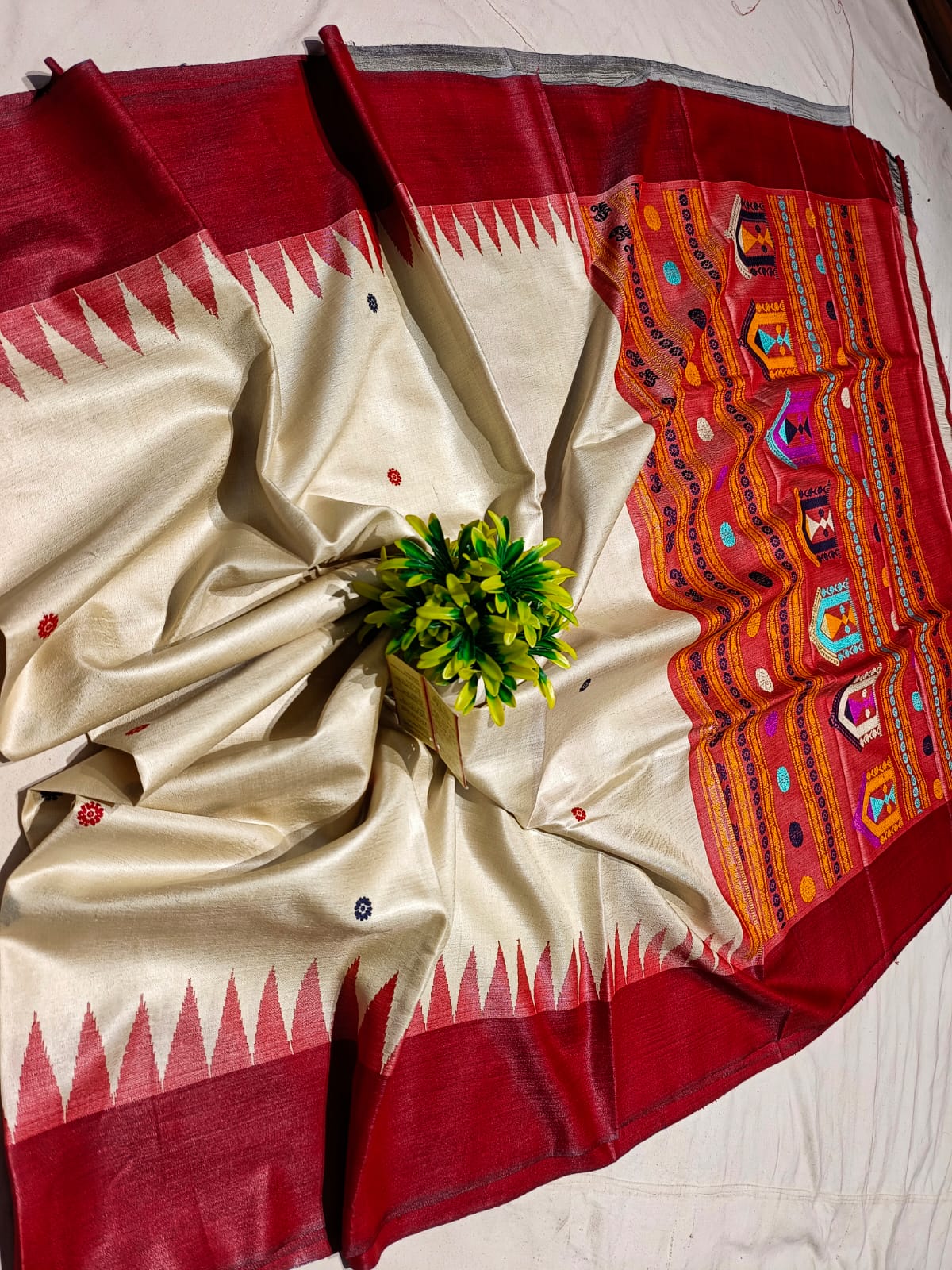 Pure Tussar Silk Dolabedi Pallu Authentic Handloom Saree
