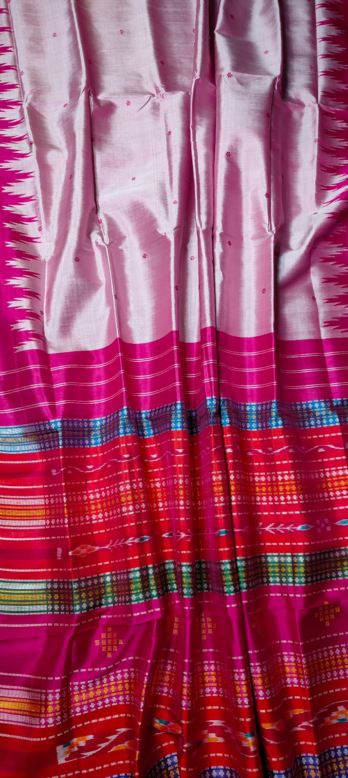 Berhampuri Double Pallu Silk Saree - Authentic Odisha Handloom with Contrast Blouse Piece