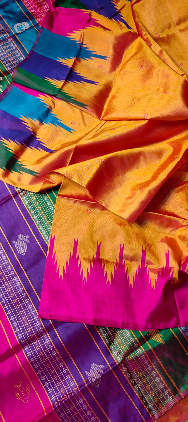 Beautiful Color Combination of Authentic Berhampuri Silk Handloom Saree With Contrast Blouse Piece