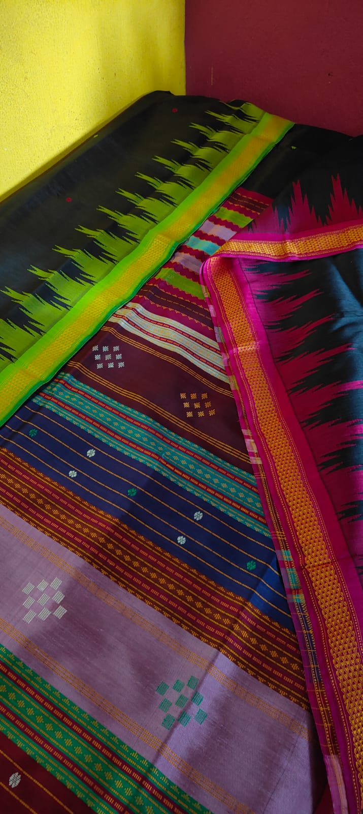 Authentic Berhampuri Double Pallu Silk Saree – With Ganga Jamuna Phoda Kumbha Border & Multicolour Pallu