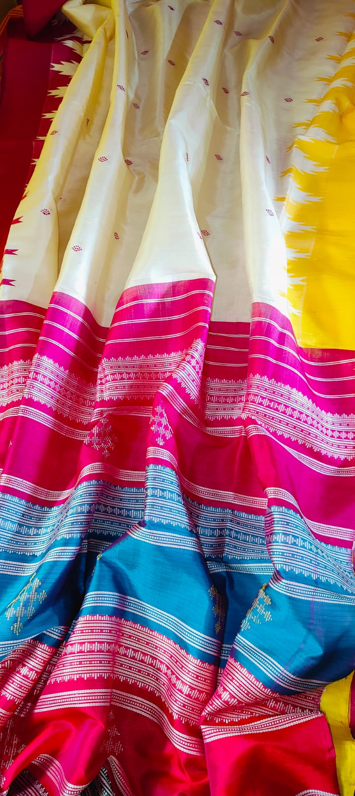 Exclusive White Berhampuri Double Pallu Silk Saree | Ganga Jamuna Border