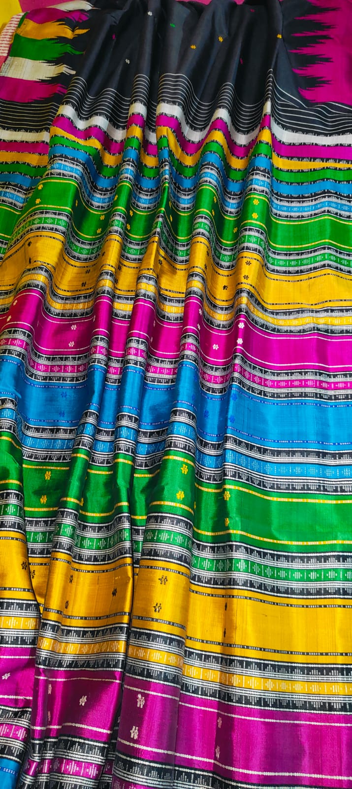 Bestseller Multicolour Phodakumbha Border Berhampuri Double Pallu Pure Silk Saree