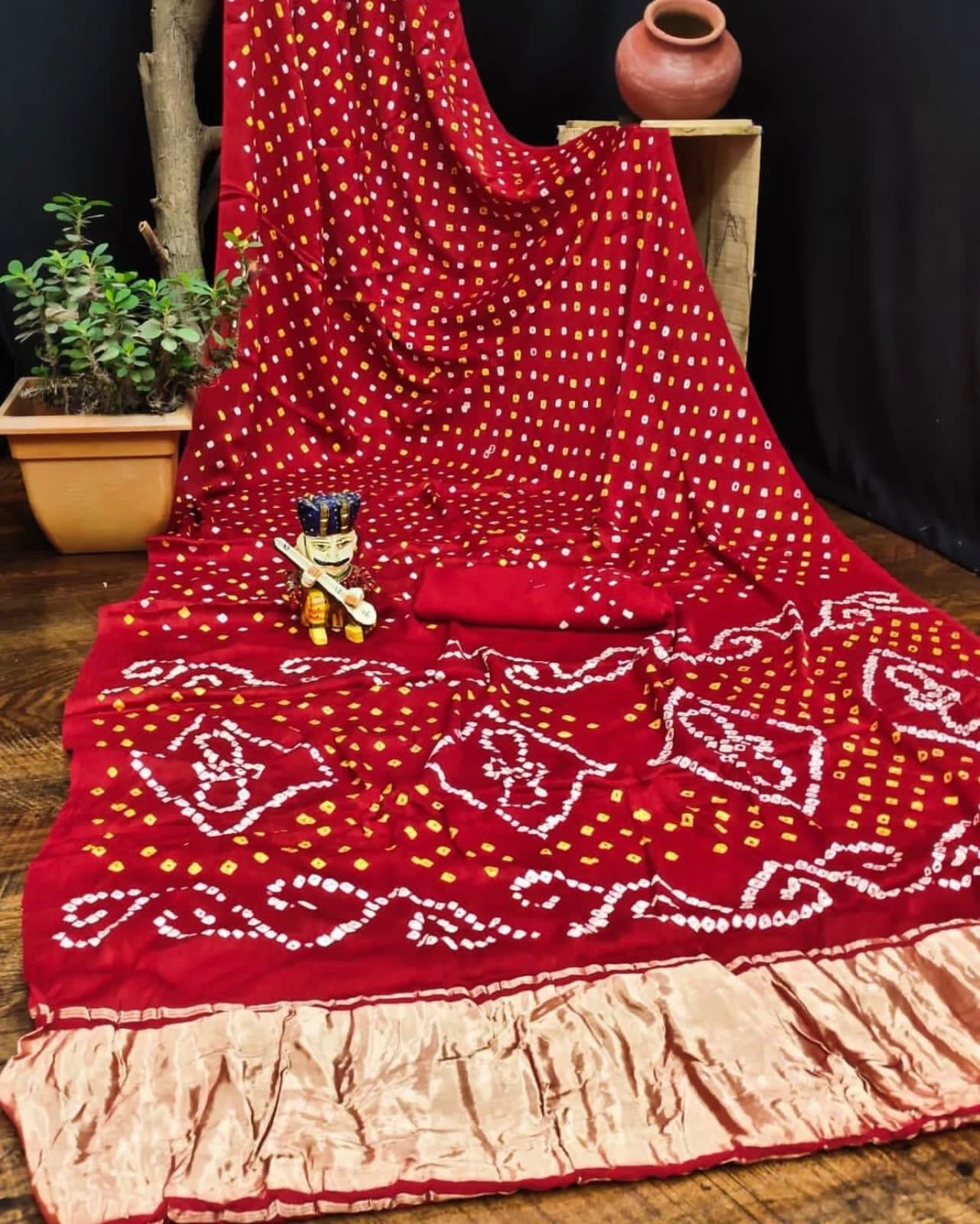 Bandhani Gaji Silk Saree - Ek Dani Lagadi Patta with Blouse & Roll Press