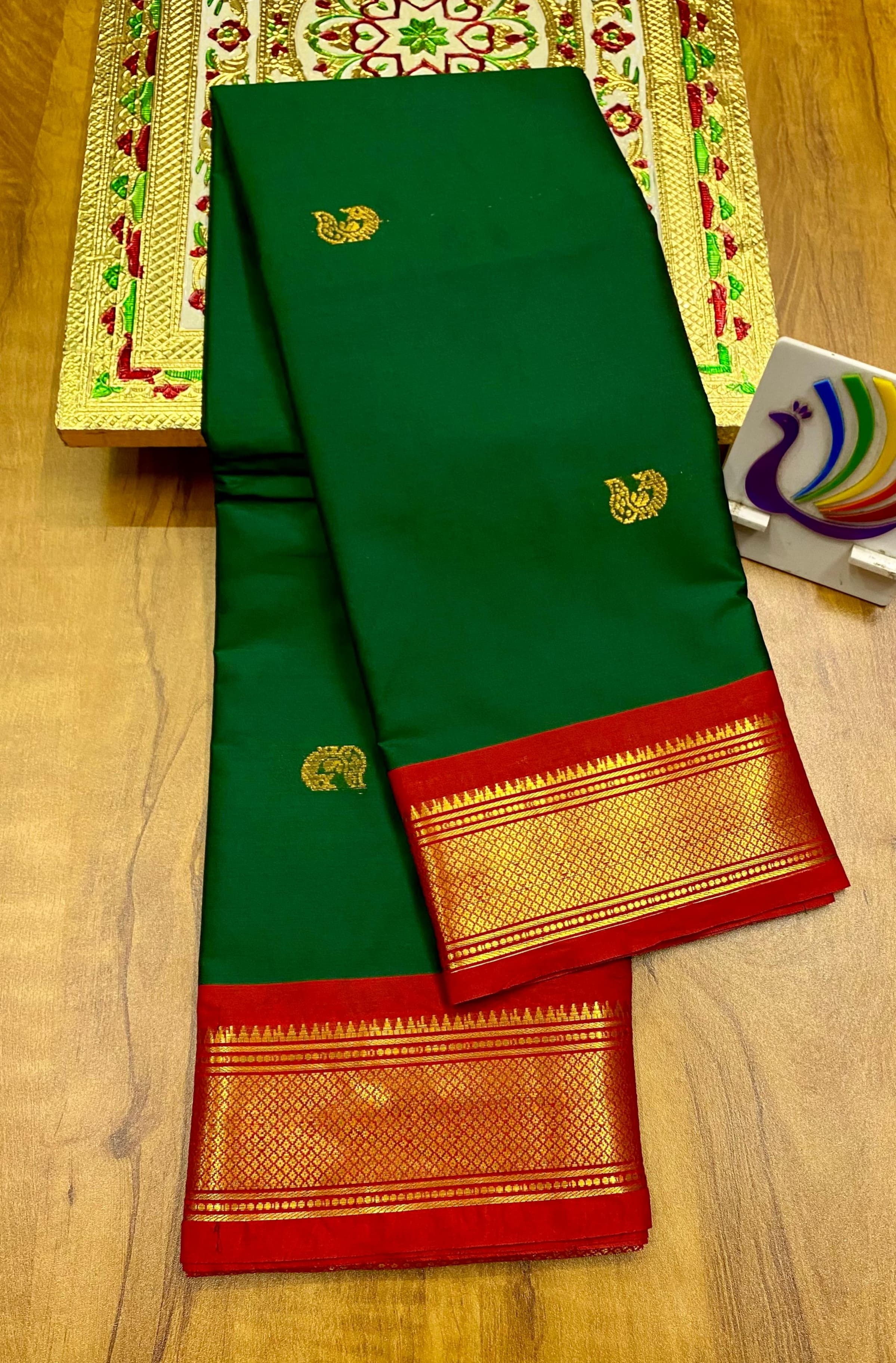 Soft Silk Kadiyal Paithani Saree with All-Over Butta & Gonda Pallu