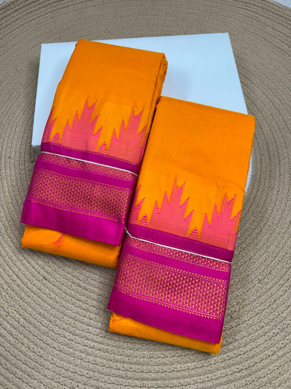 Gadwal Temple Border Mercerised Cotton Saree with Ilkal Silk Pallu | Contrast Blouse Piece