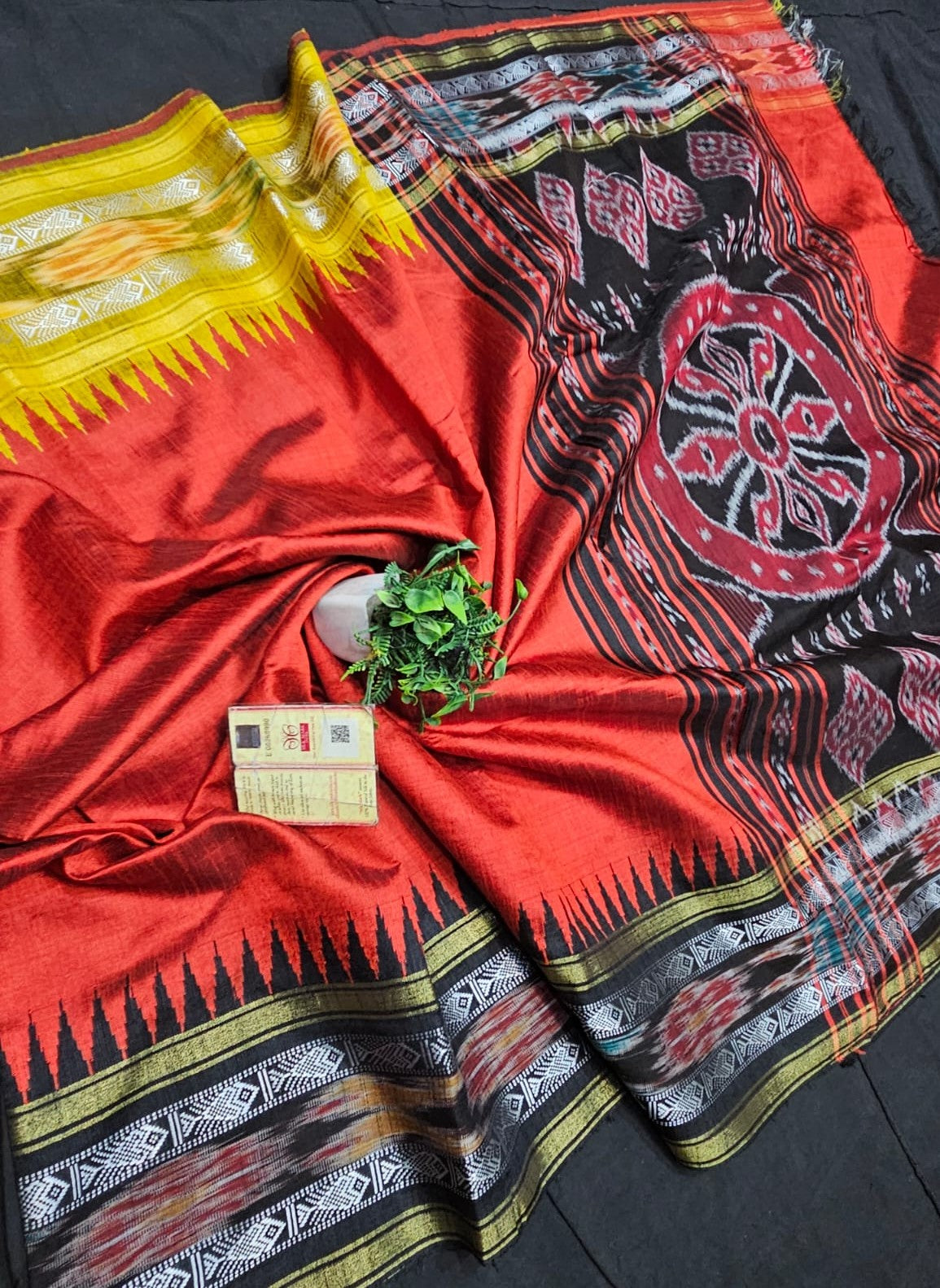 Chhattisgarh Handloom Pure Raw Silk Saree | Vidarbha Temple Border, Ikat Pallu