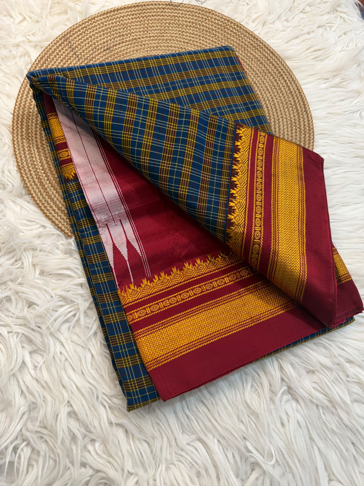 Karnataka Traditional Checks Mercerised Silk Saree with Silk Pallu