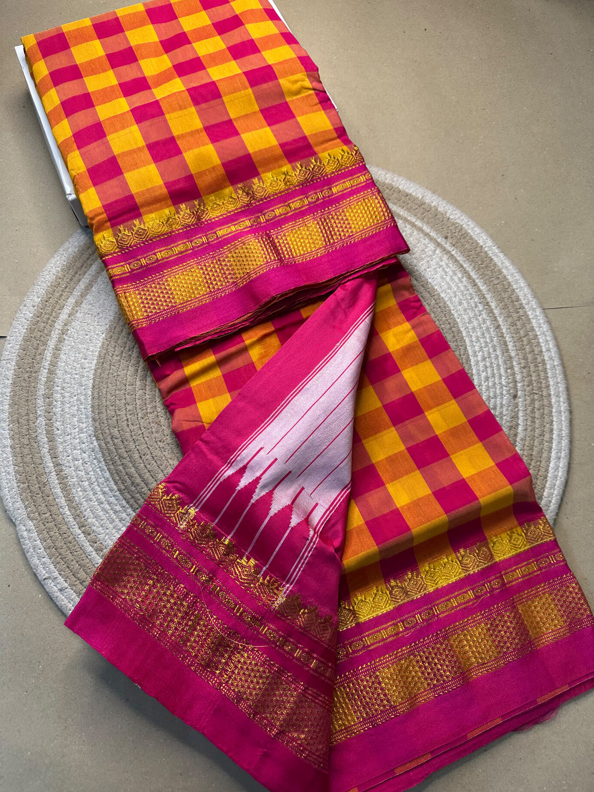 Ilkal-Style Big Checks Mercerised Cotton Saree with Chikki Paras Border & Catlon Silk Pallu