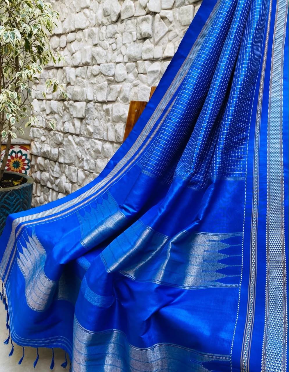 Karnataka Chaduranga Chikki Pure Mulberry Silk Handloom Saree with Pure Zari Tope Teni Pallu