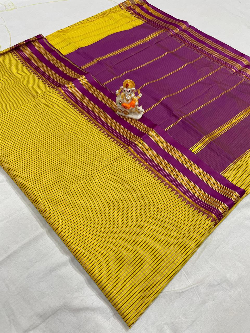 Narayanpet Border Mini Check Soft Catonic Silk Saree