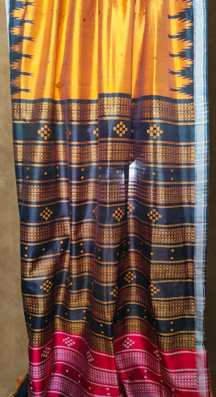 Berhampuri Double Pallu Silk Saree - Heavy Thread Work Motifs with Blouse