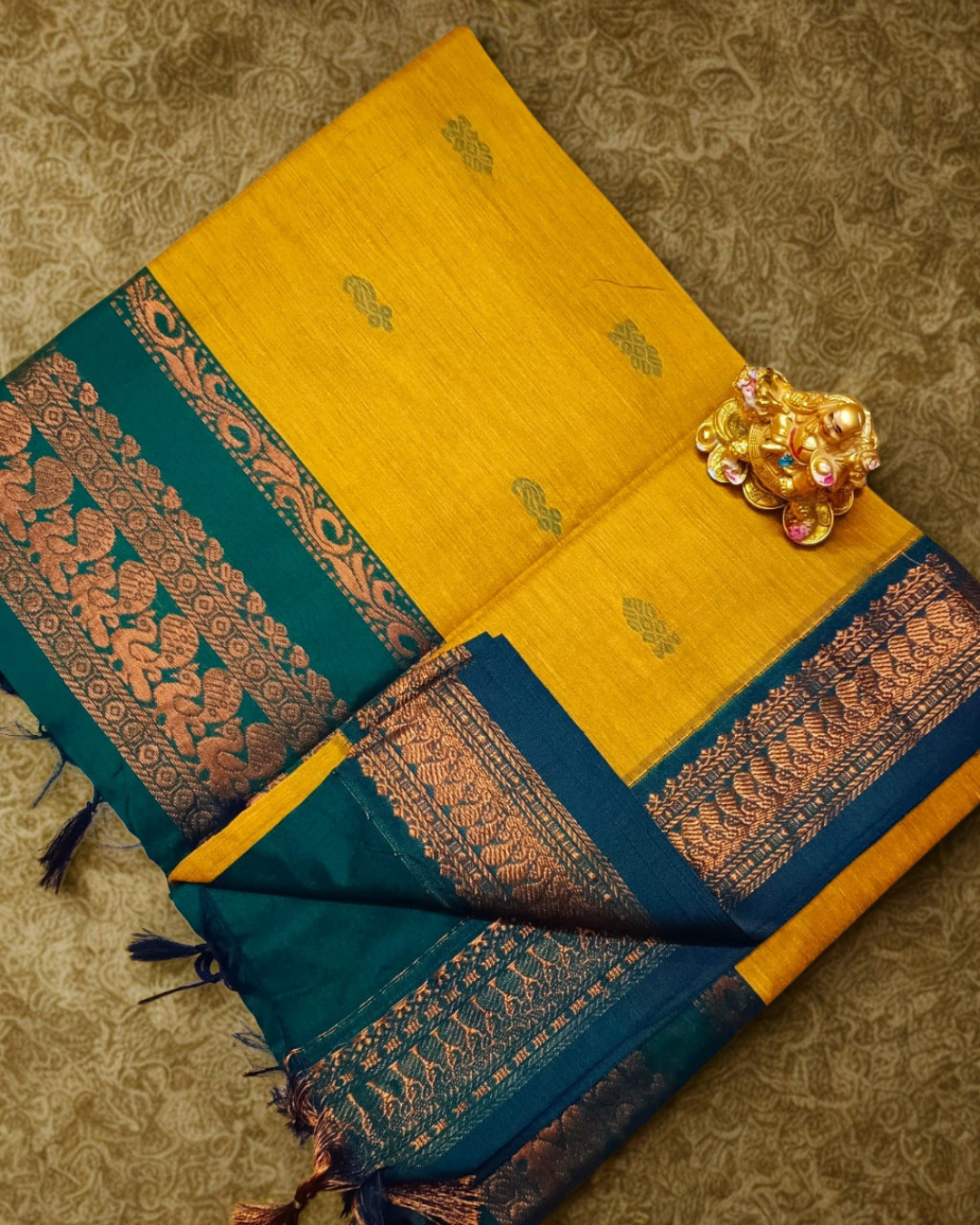 Mustard Yellow & Deep Green Gadwal Silk Cotton Saree with Golden Zari Elegance