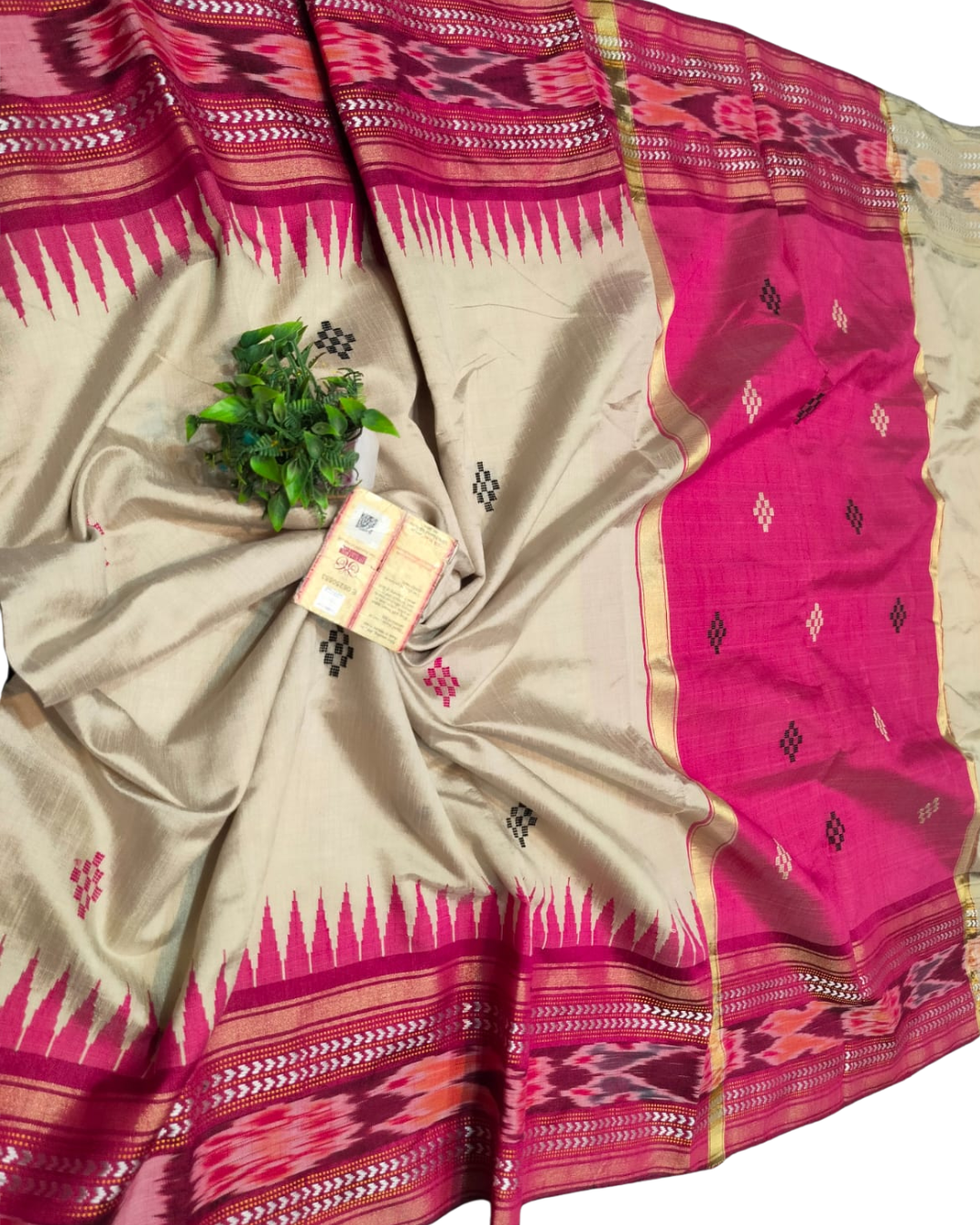 Handloom Pure Silk Saree | Woven Temple Border | Contrast Ikkat Pallu
