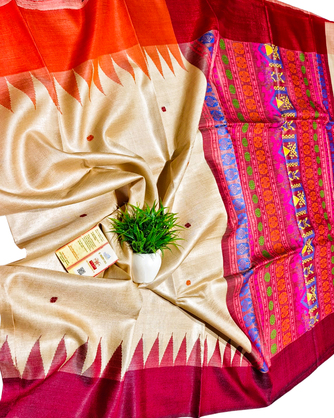 Chhattisgarh Handloom Pure Tussar Dolabedi Pallu Saree
