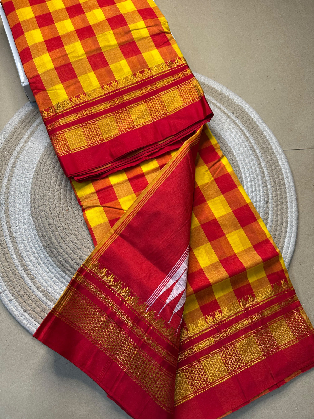 Ilkal-Style Big Checks Mercerised Cotton Saree with Chikki Paras Border & Catlon Silk Pallu