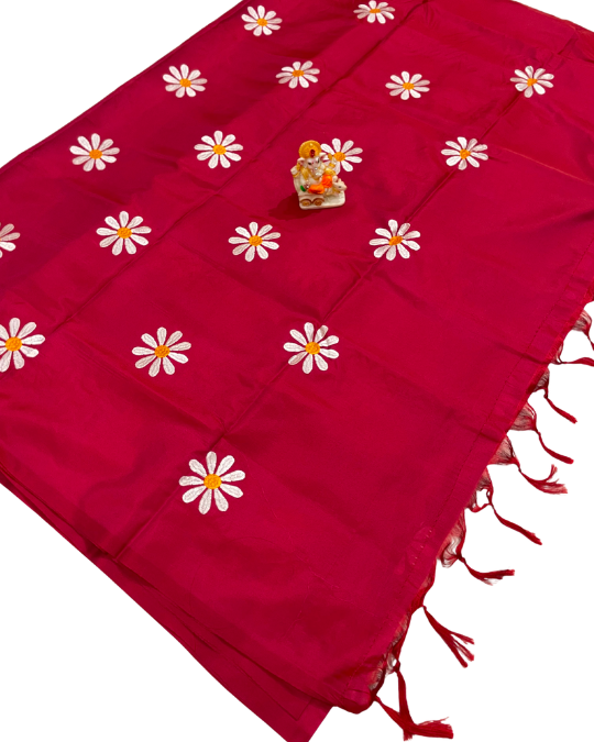Malai Silk Saree with Sunflower Embroidery & Tassel Pallu